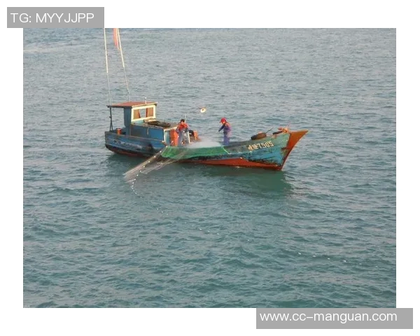 拉什福德分享海钓乐趣笑容灿烂展现多彩业余生活